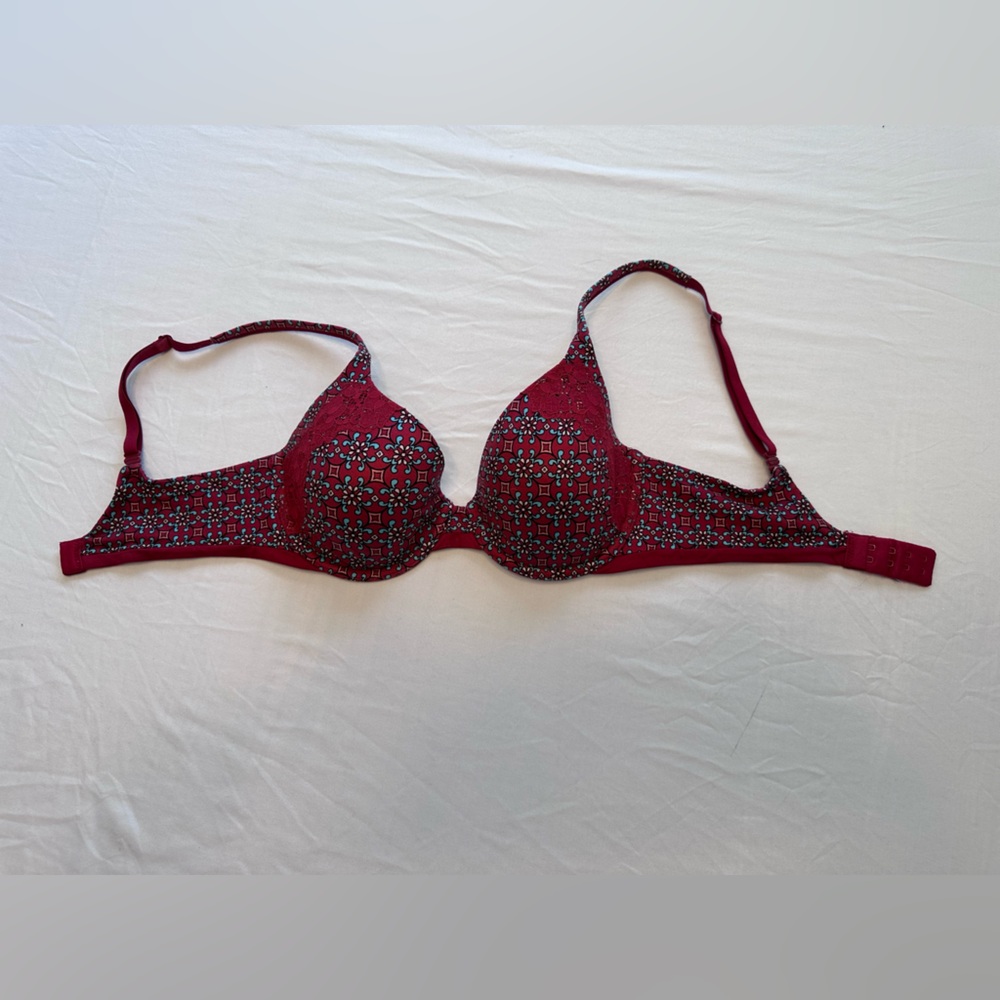 Victoria’s Secret Body by Victoria Lined Perfect Coverage Bra 32D Red Print